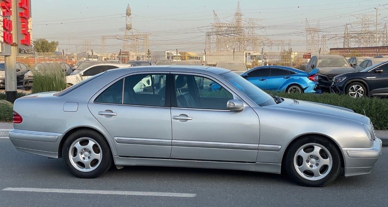 مرسيدس بنز E 320 STD
