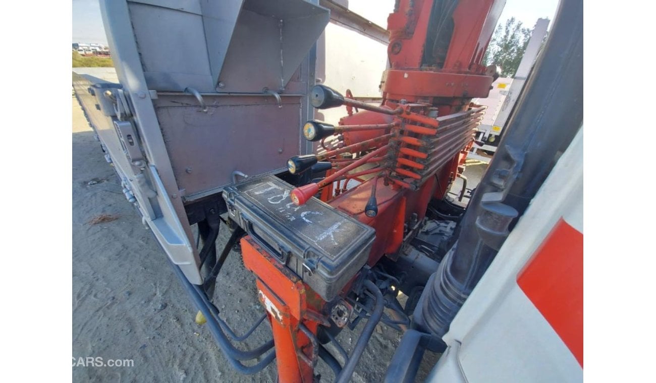 Mitsubishi Fuso Canter Fighter 6D17, 4 Ton, 3 Booms, Crane 8.2L (Export Only)