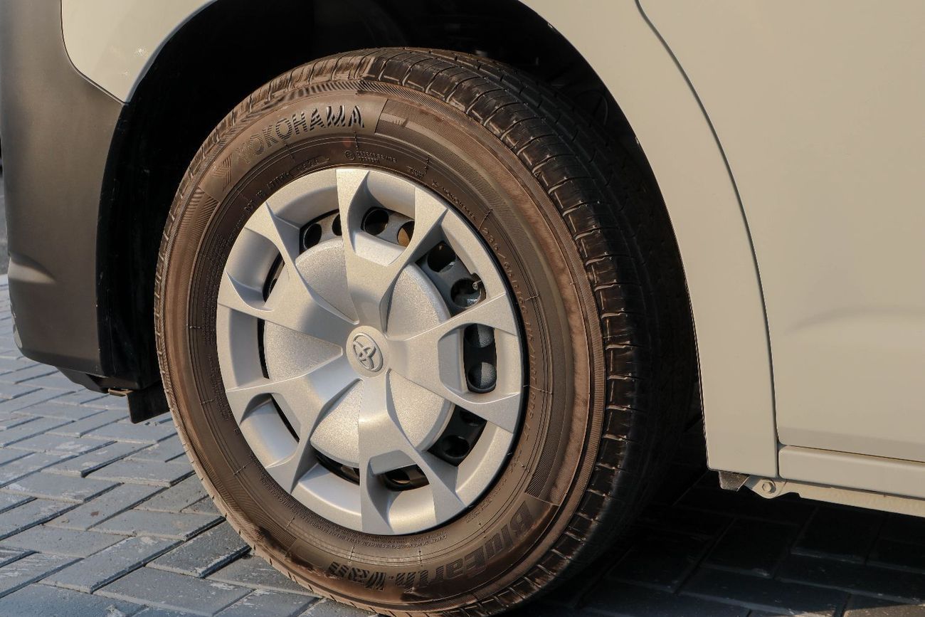 Toyota Hiace GL Toyota Hiace 3.5L Petrol – 2026 Model 13 seater ▾