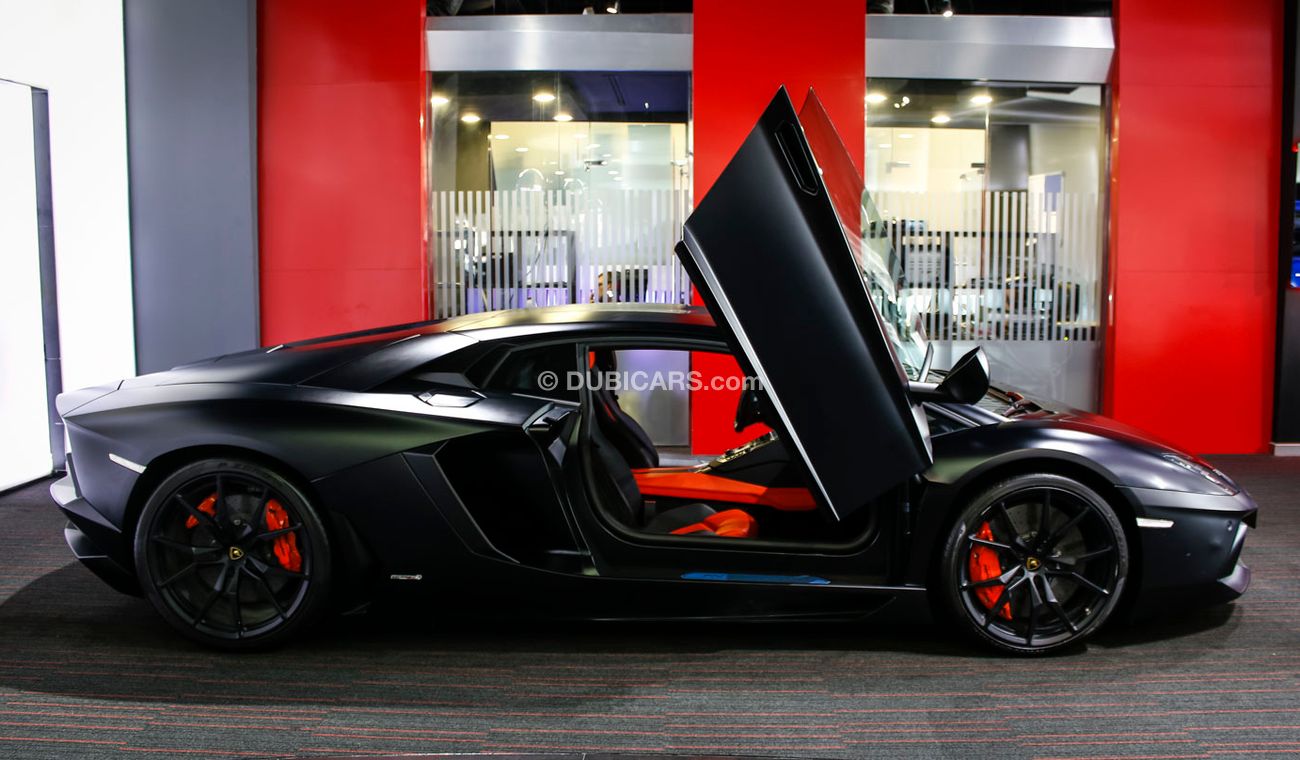 Lamborghini Aventador