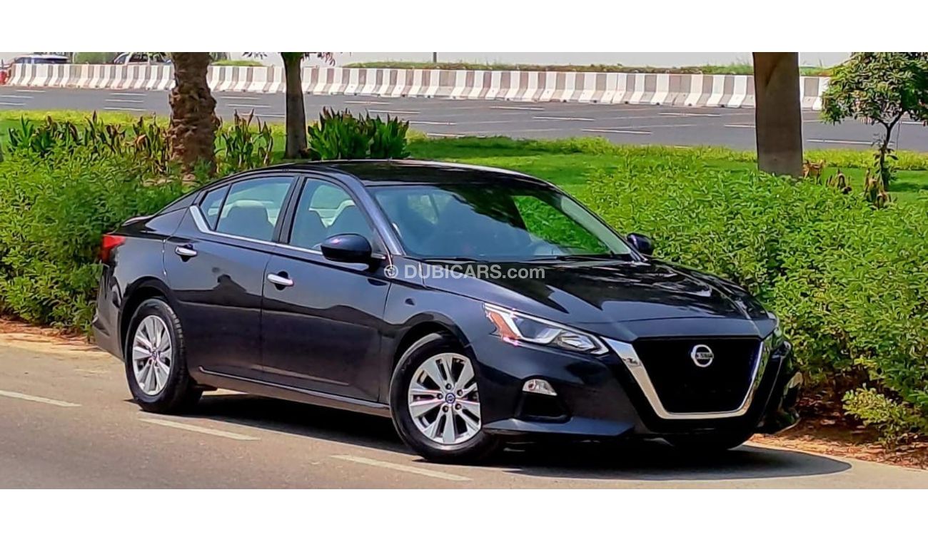 نيسان ألتيما SV