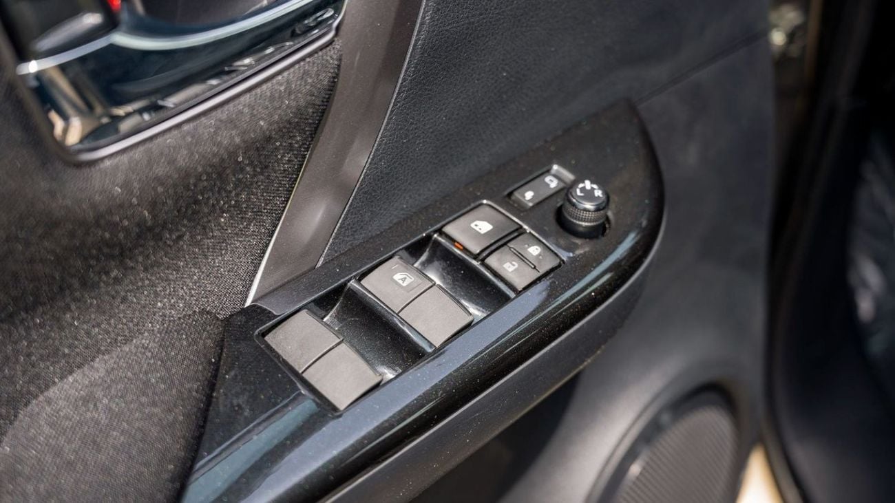 تويوتا فورتونر 2.4L Diesel 2025