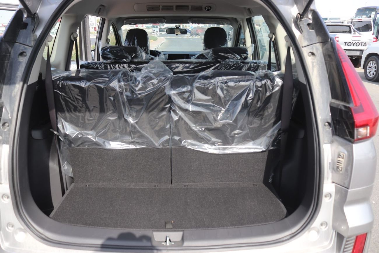 Mitsubishi Xpander Mid 1.5L Premium. Keyless Entry, Push Start, Monitor, Alloy Wheels, Model 2024