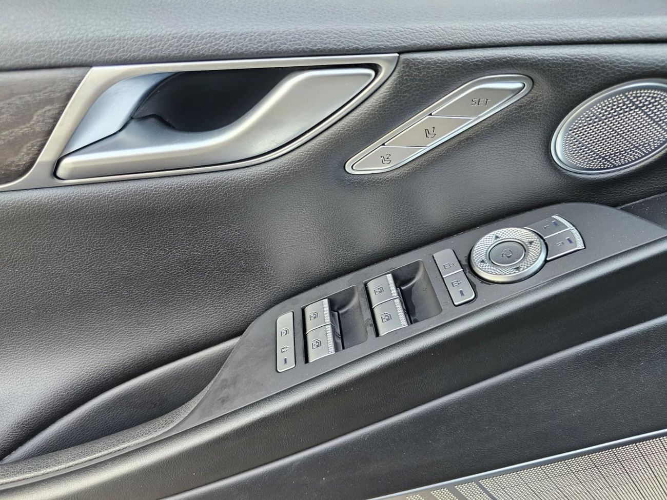 Genesis G80 Prestige 2.5L AWD