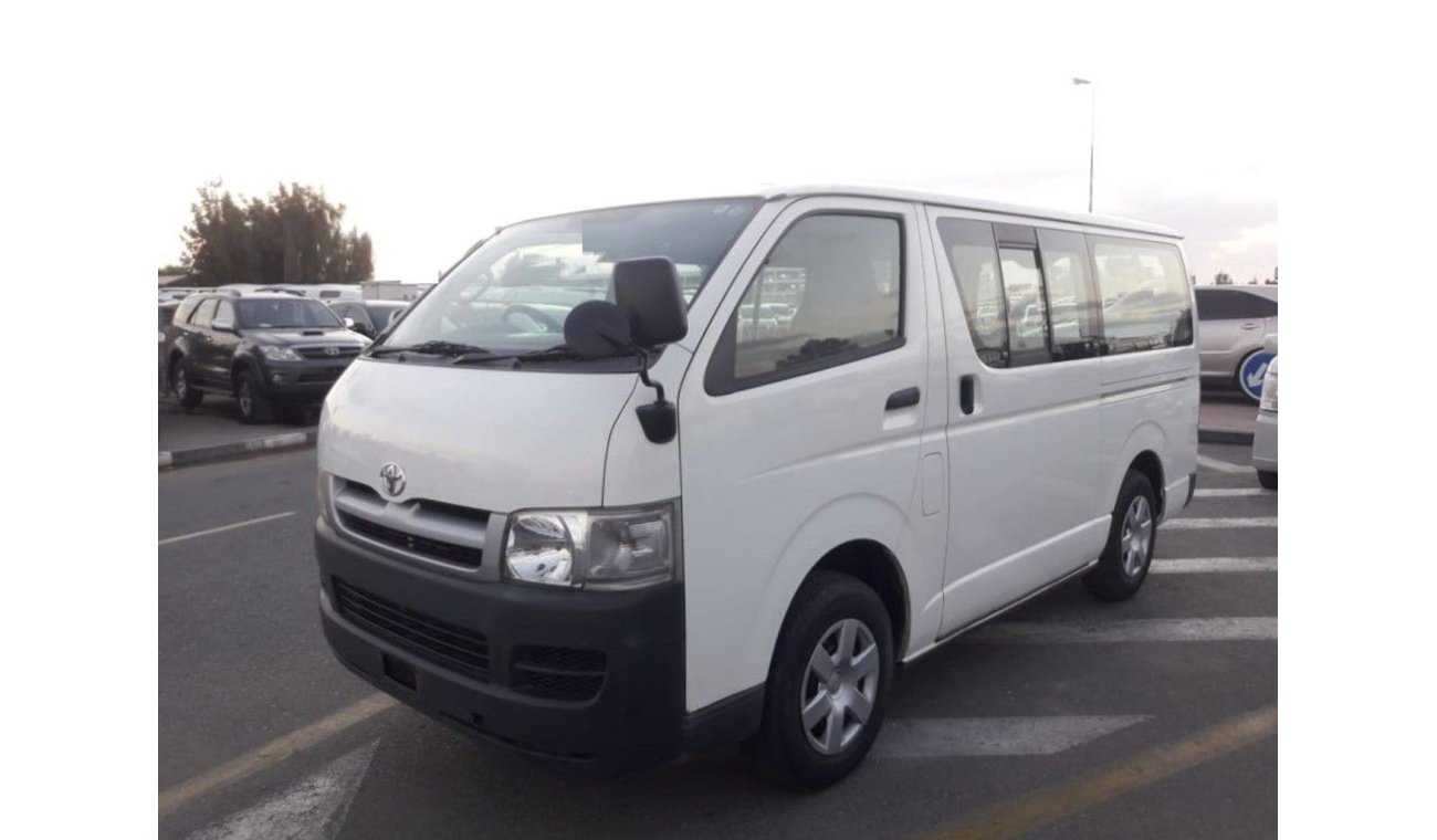 تويوتا هاياس Hiace RIGHT HAND DRIVE(Stock no PM 421 )