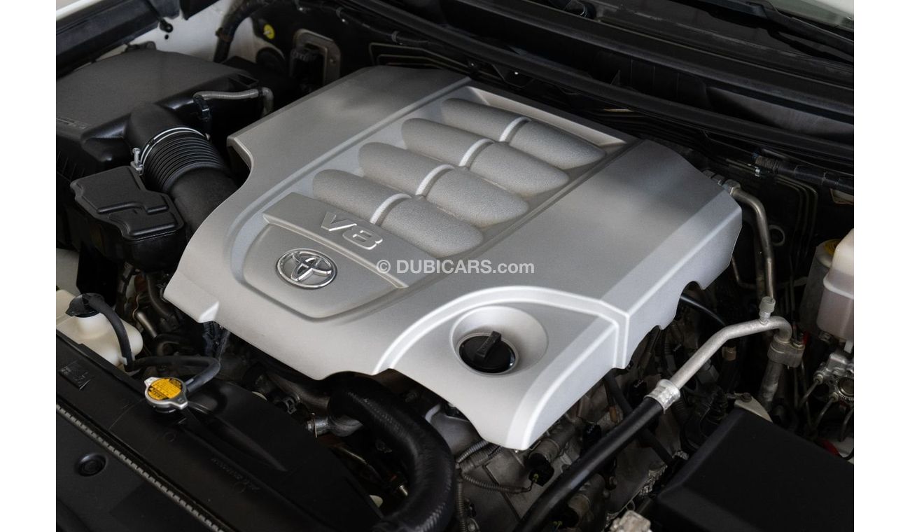 Toyota Land Cruiser 2015 Land Cruiser V8 Extreme Arctic Truck / AT33 conversion / Full Toyota Service History