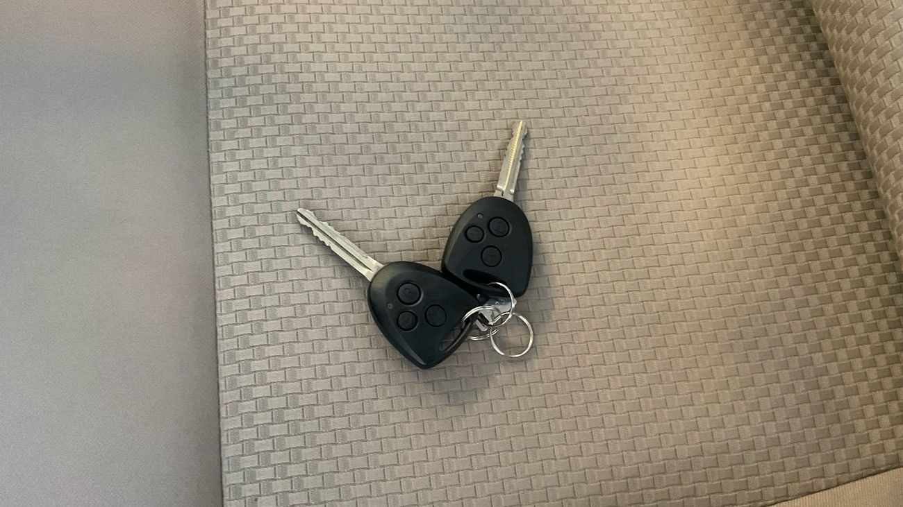 Toyota Yaris E | Guaranteed Warranty | 0 Down Payment