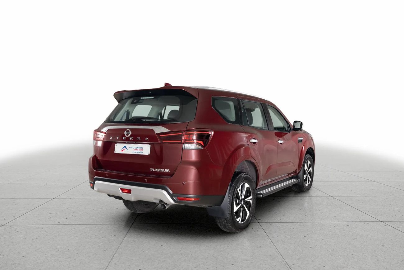 Nissan XTerra Platinum 2.5L 4WD PLATINUM 2.5