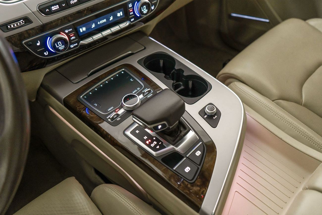 Audi Q7 45 TFSI quattro