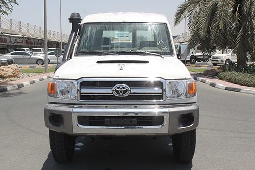 Toyota Land Cruiser Pick Up 4.5L Diesel, Hard Top, M/T MY17