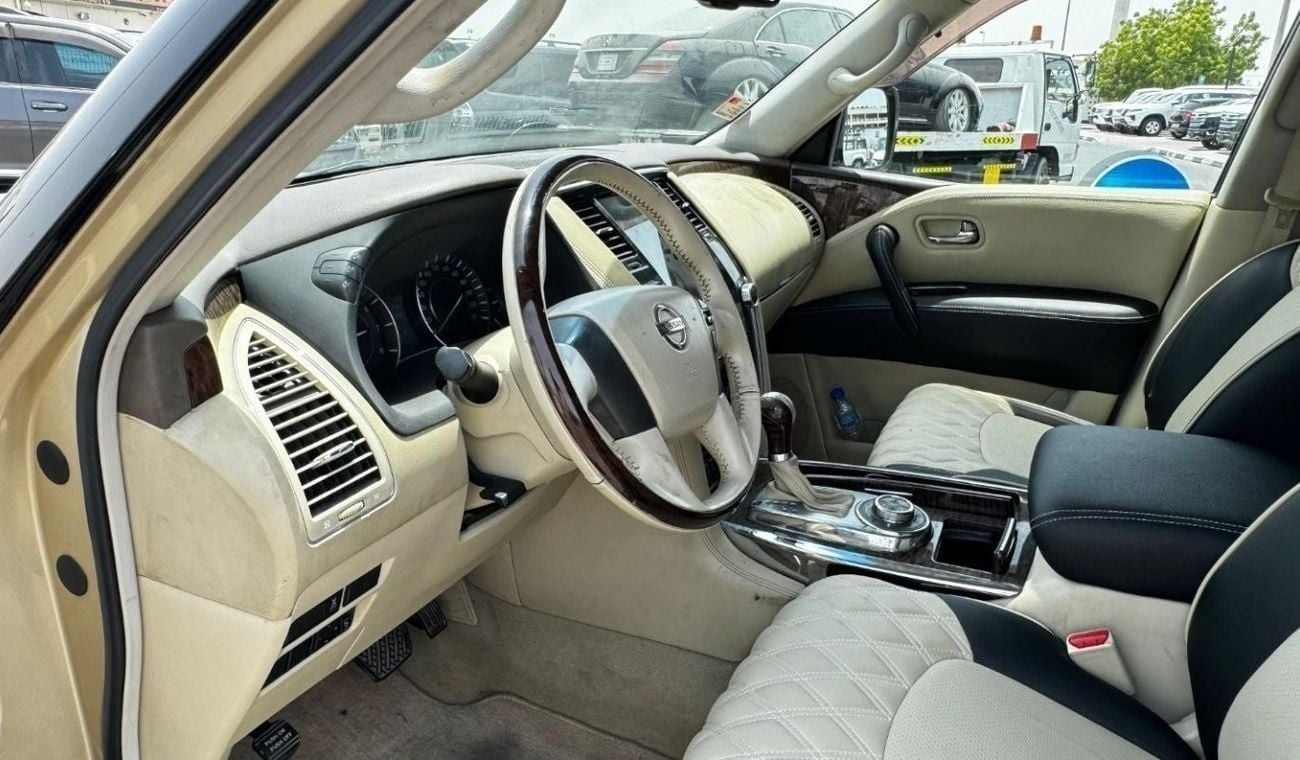 نيسان باترول Petrol 5.6 Liter Hand Drive Full Option only for export available