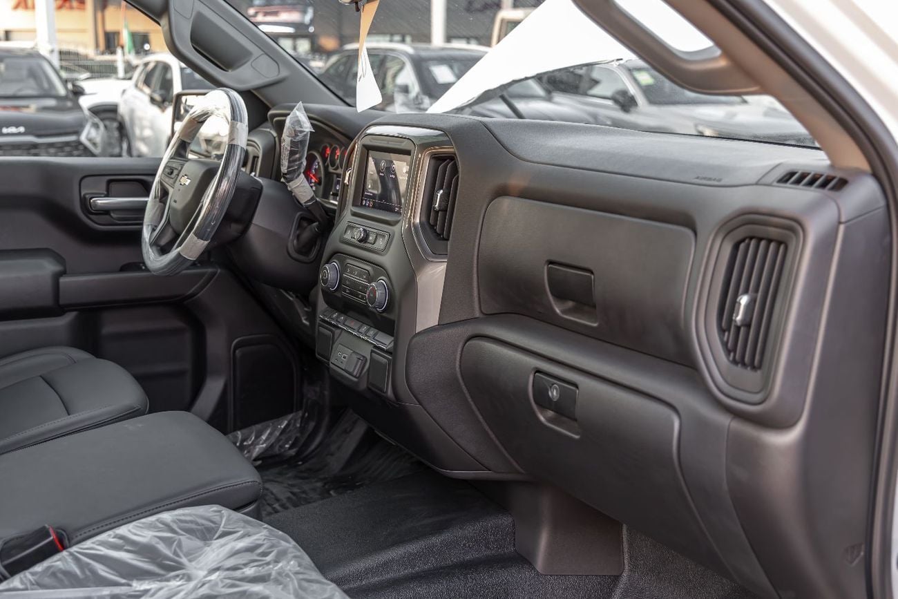 Chevrolet Silverado 2500 CREW/CAB CHEVROLET SILVERADO | V8 5.3L | 4WD | GCC | 2025  (Export)