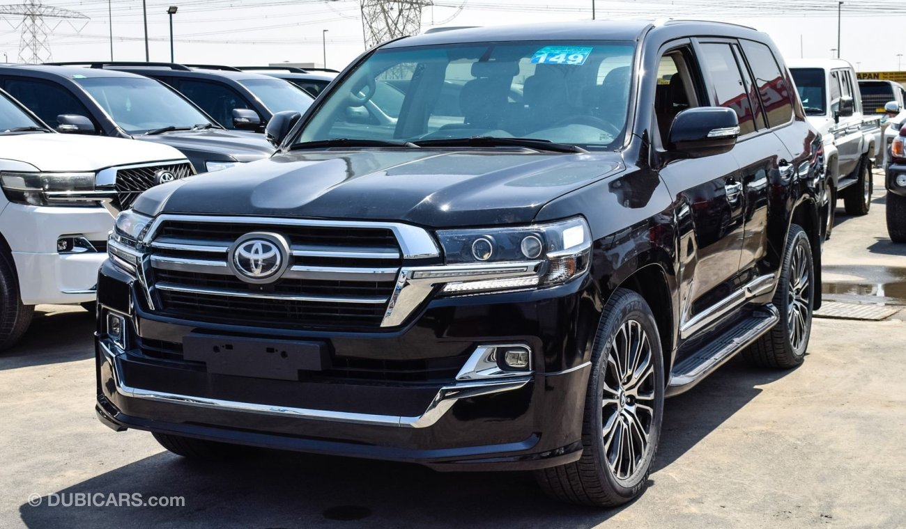 Toyota Land Cruiser left hand drive facelifted to new design maximum upgraded with best quality accessories for export o