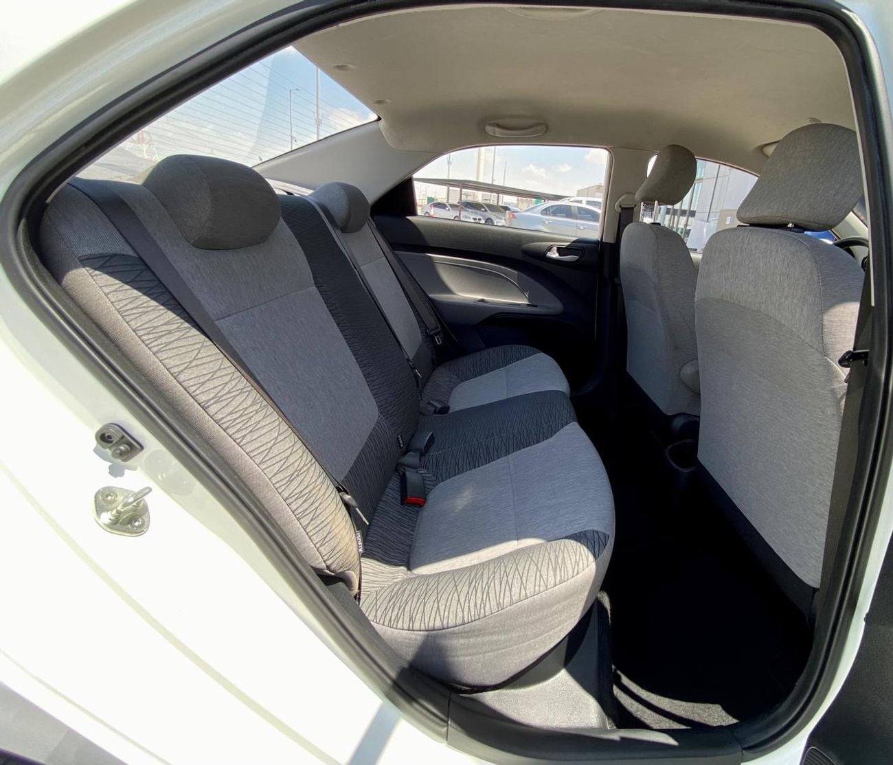 كيا بيجاس 1.4L A/T