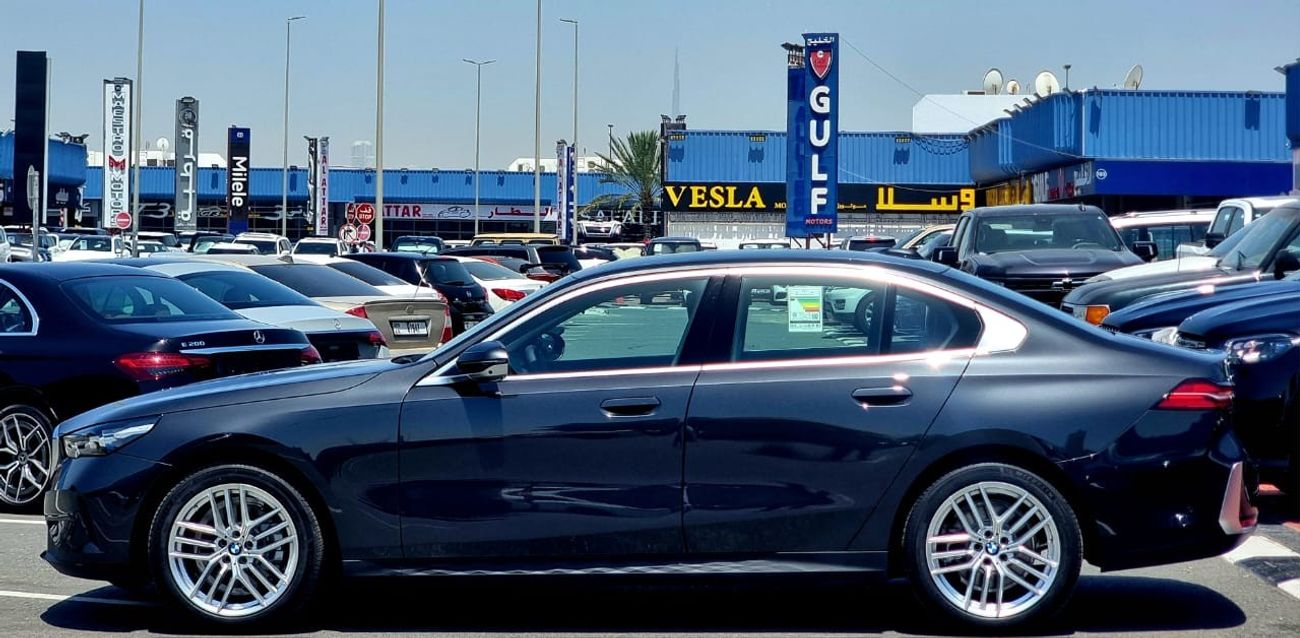 BMW 520i i Warranty & Service 2024 GCC