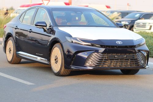 Toyota Camry LIMITED HEV 2.5 HYBRID LUMIERE , LEATHER SEAT, PANORAMIC ROOF, JBL, MODEL 2026