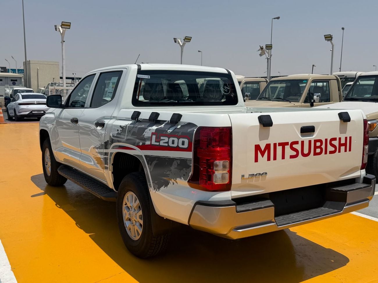 ميتسوبيشي L200 GL Patrol