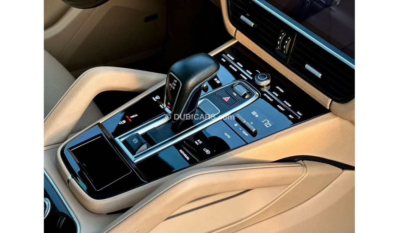Porsche Cayenne PORSCHE Cayenne e-hybrid MODEL 2019 GCC