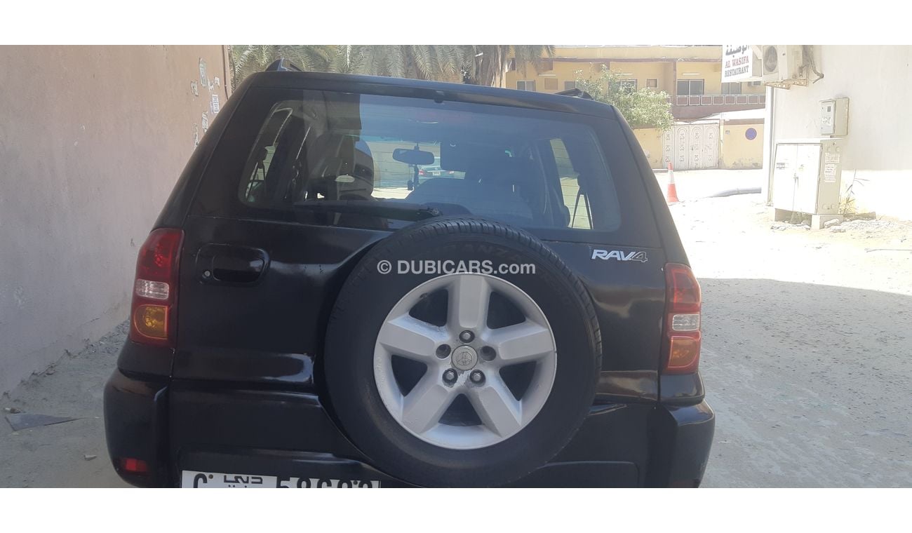 تويوتا راف ٤