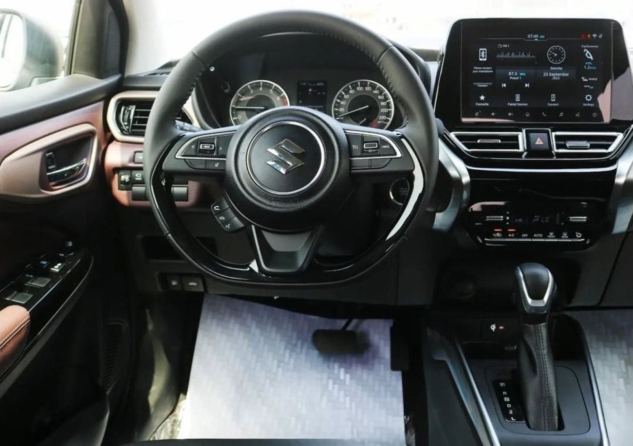 سوزوكي فرونكس SUZUKI FRONX GLX 1.5P AT MY2025 – BLUISH BLACK PEARL