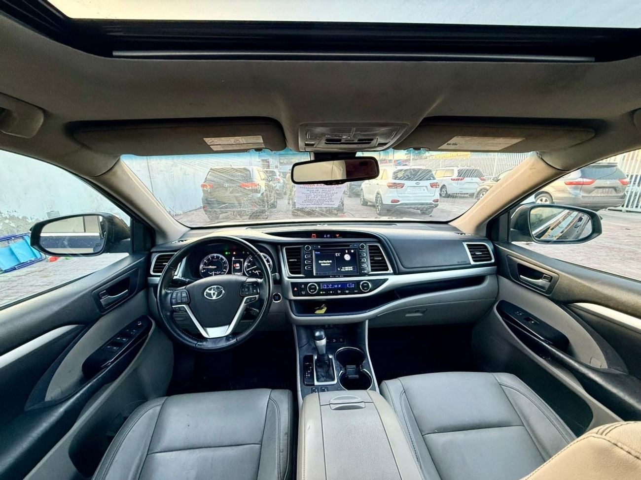 Toyota Highlander 2018 TOYOTA HIGHLANDER XLE 4X4 AWD FULL OPTION  READY Black