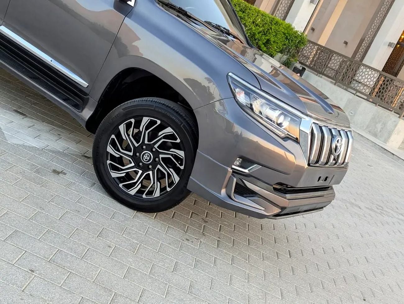 Toyota Prado TX-L Facelifted | Full Option | V6 4.0L | GCC Specs | Excellent Condition