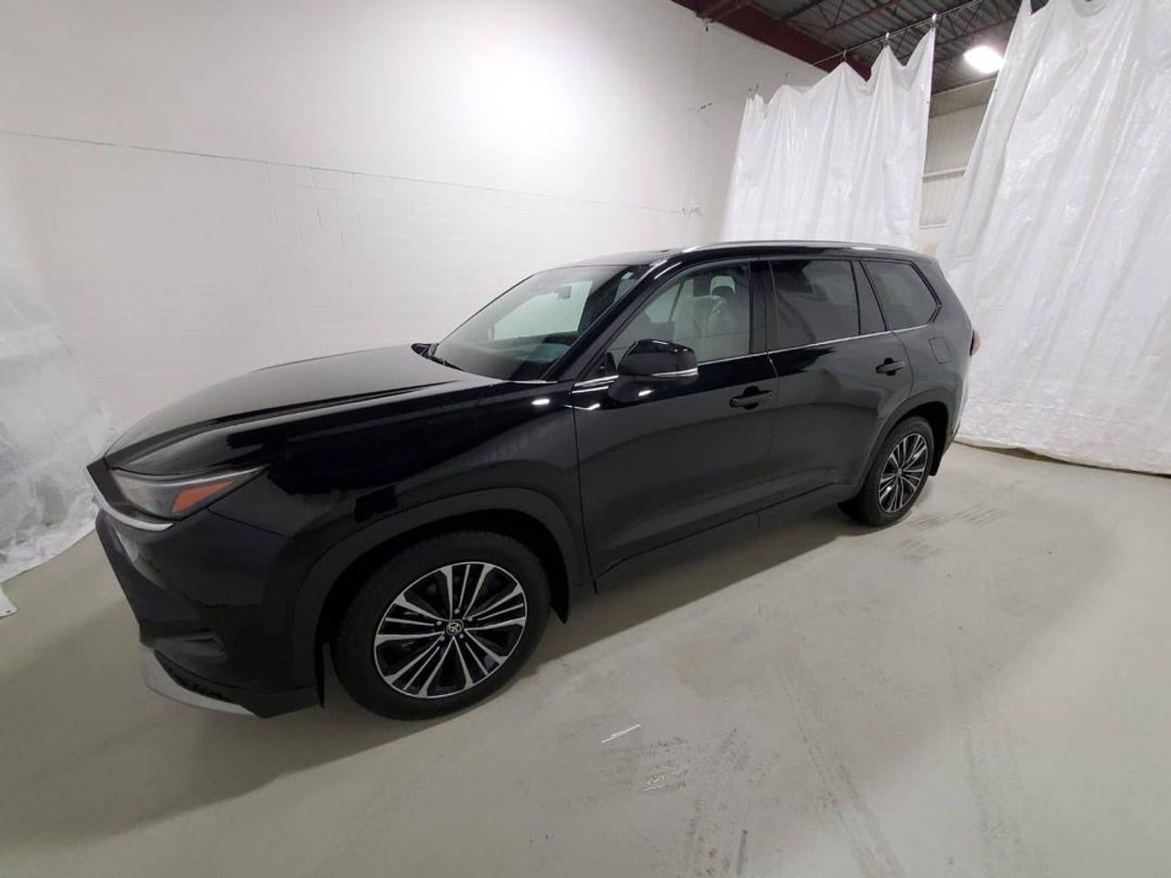 Toyota Grand Highlander PLATINUM HYBRID MAX