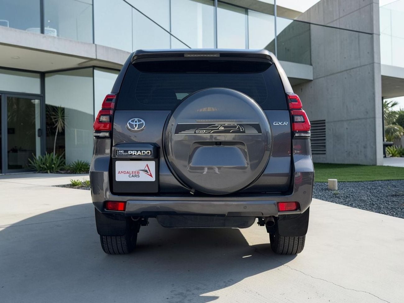 Toyota Prado GXR 4.0L 4WD AED 2,160 P.M | 0% DOWN PAYMENT | TOYOTA PRADO GXR | 4.0L V6 4WD | 2022 | GCC SPECS