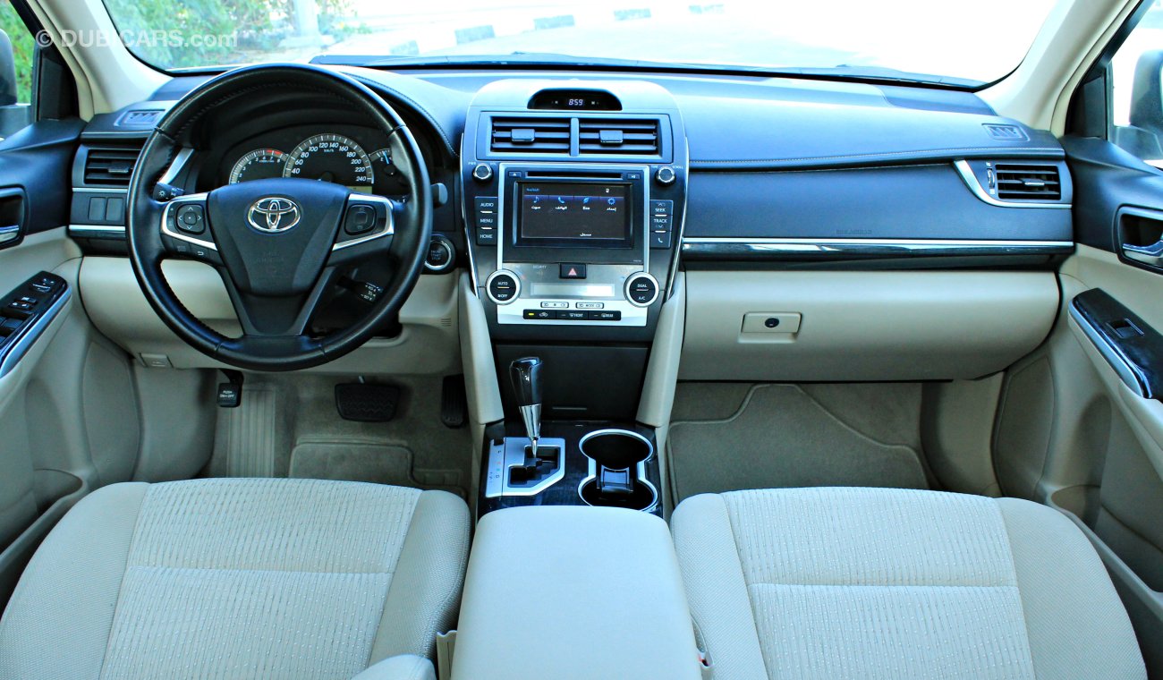 Toyota Camry SE - EXCELLENT CONDITION - ONLY 25000KM DRIVEN