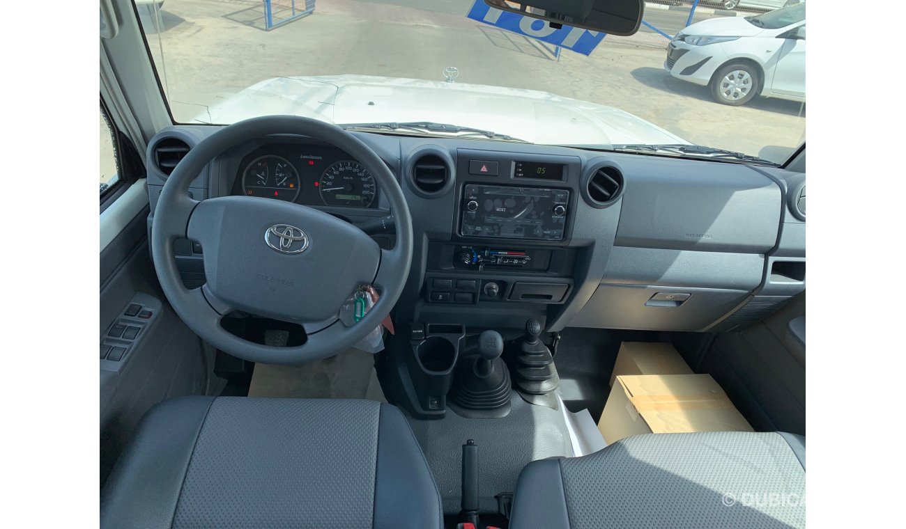 Toyota Land Cruiser Pick Up LX VERSION V8 DIESEL