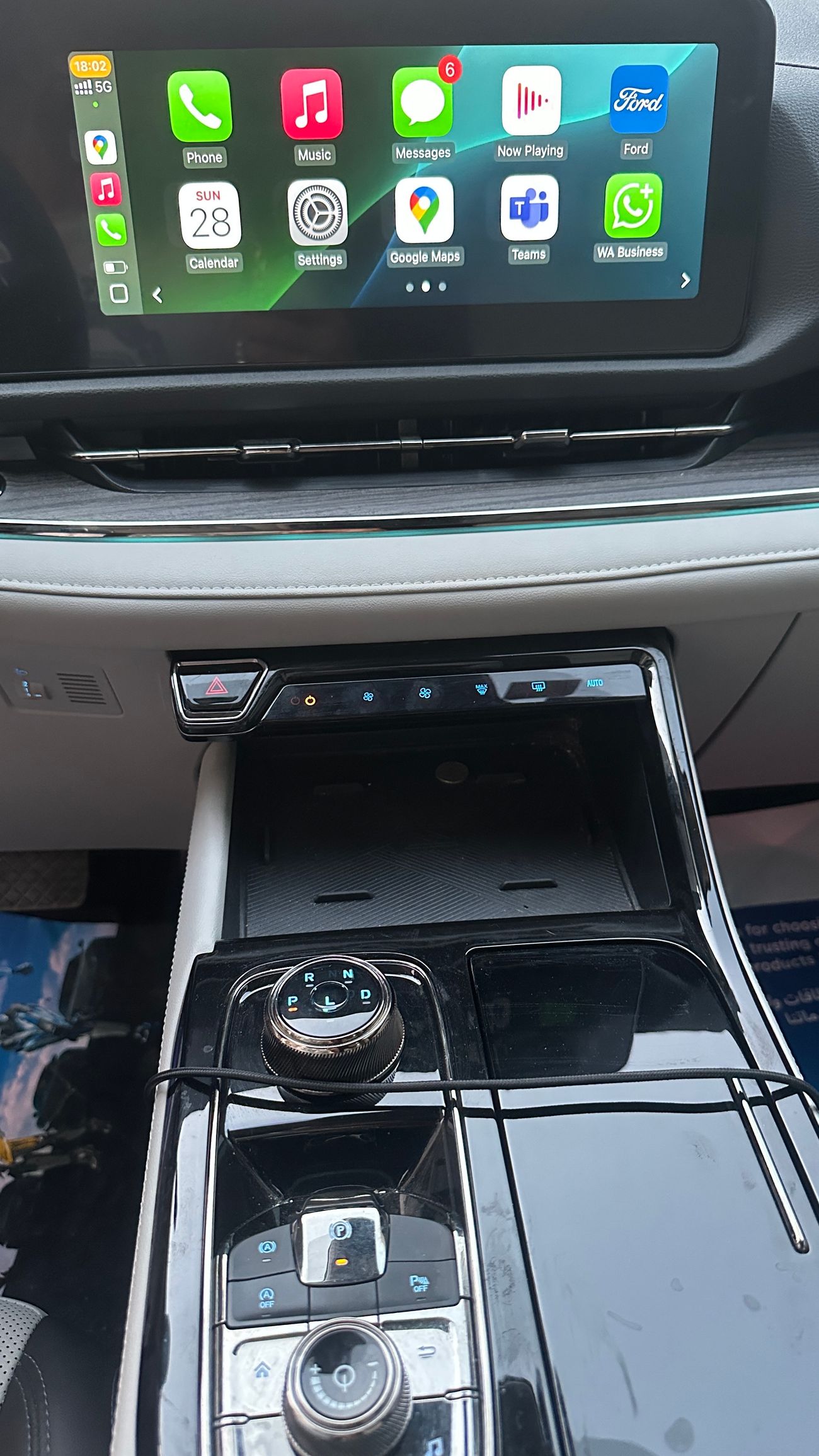 فورد تيريتوري Titanium 2024