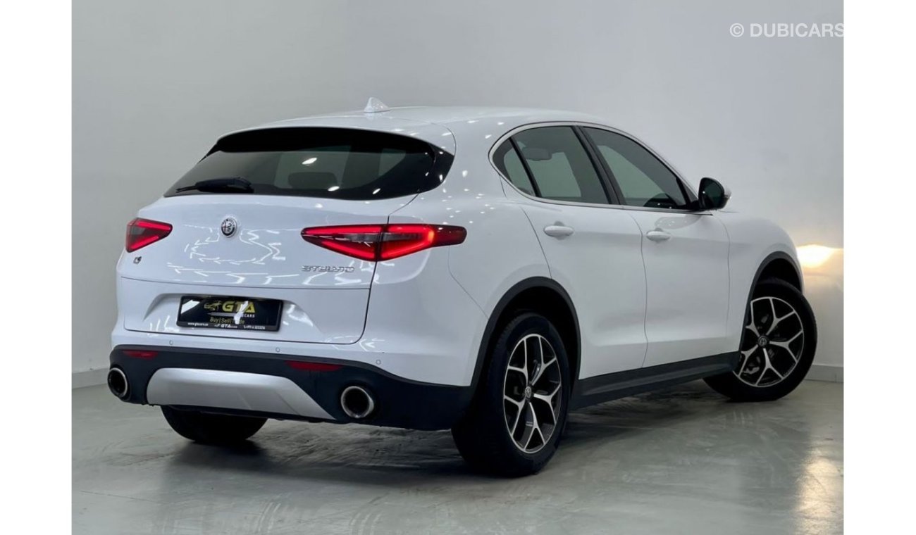 ألفا روميو ستيلفيو Alfa Romeo Stelvio Q4, Full Service History-Warranty-Service Contract-GCC