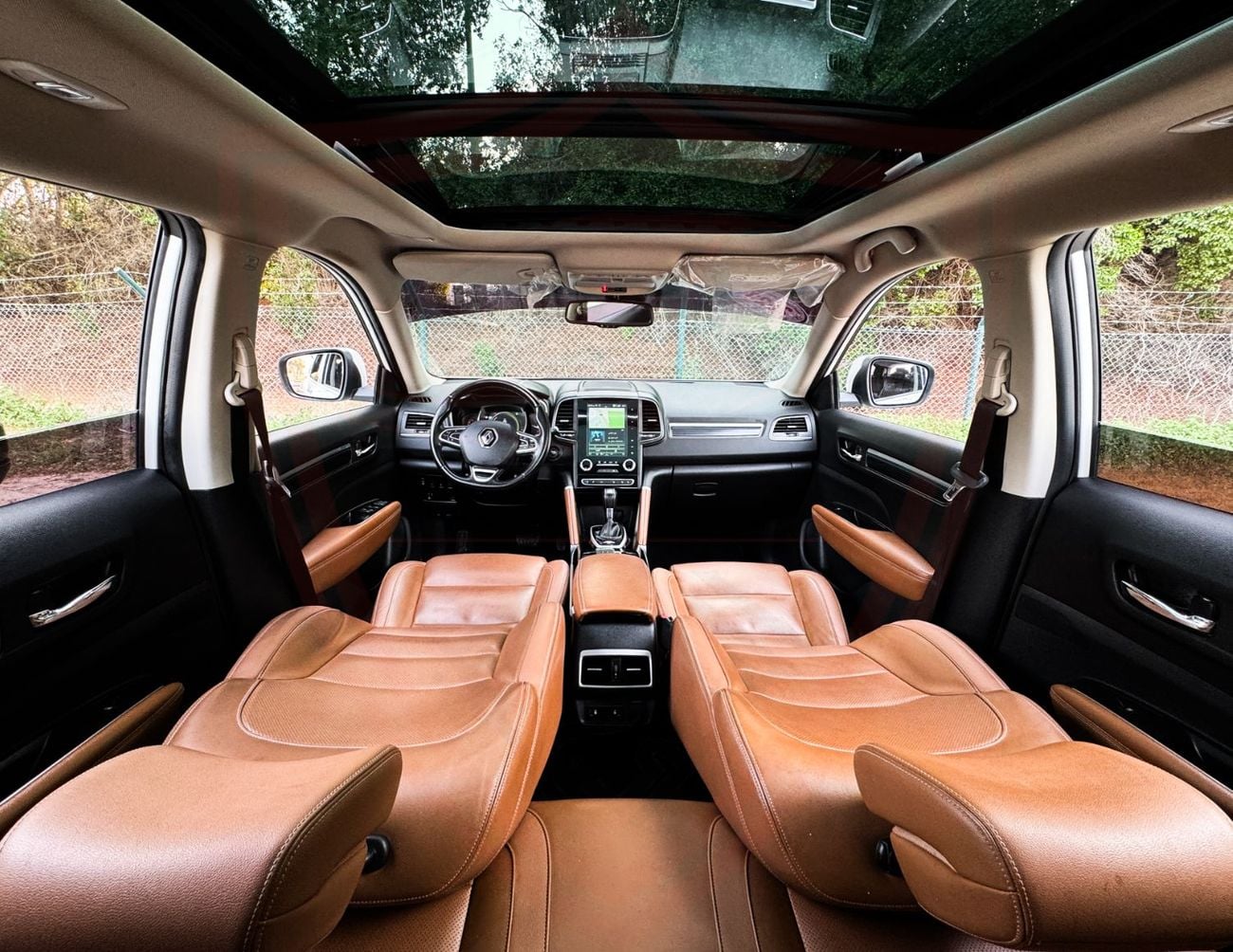 رينو كوليوس رينو كوليوس | 2.5 لتر | 2023 | كاملة المواصفات | خليجية | خالية من الحوادث | بحالة ممتازة | 1008 شهر