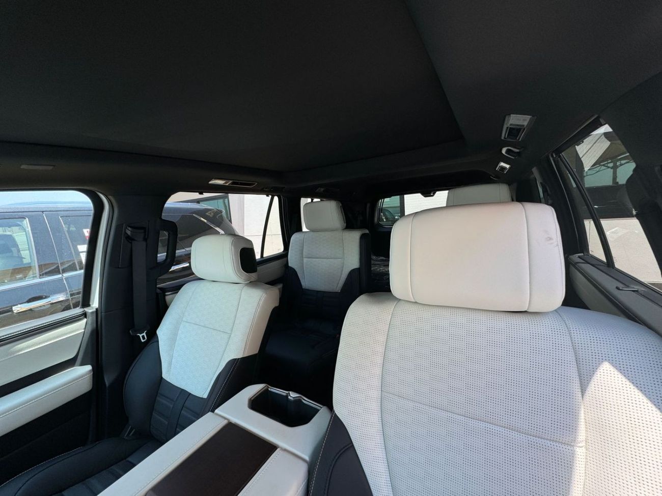 تويوتا سيكويا Toyota Sequoia Capstone