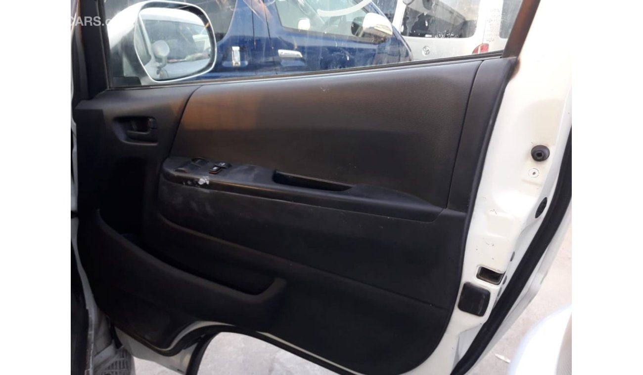 Toyota Hiace Hiace RIGHT HAND DRIVE (Stock no PM 255 )