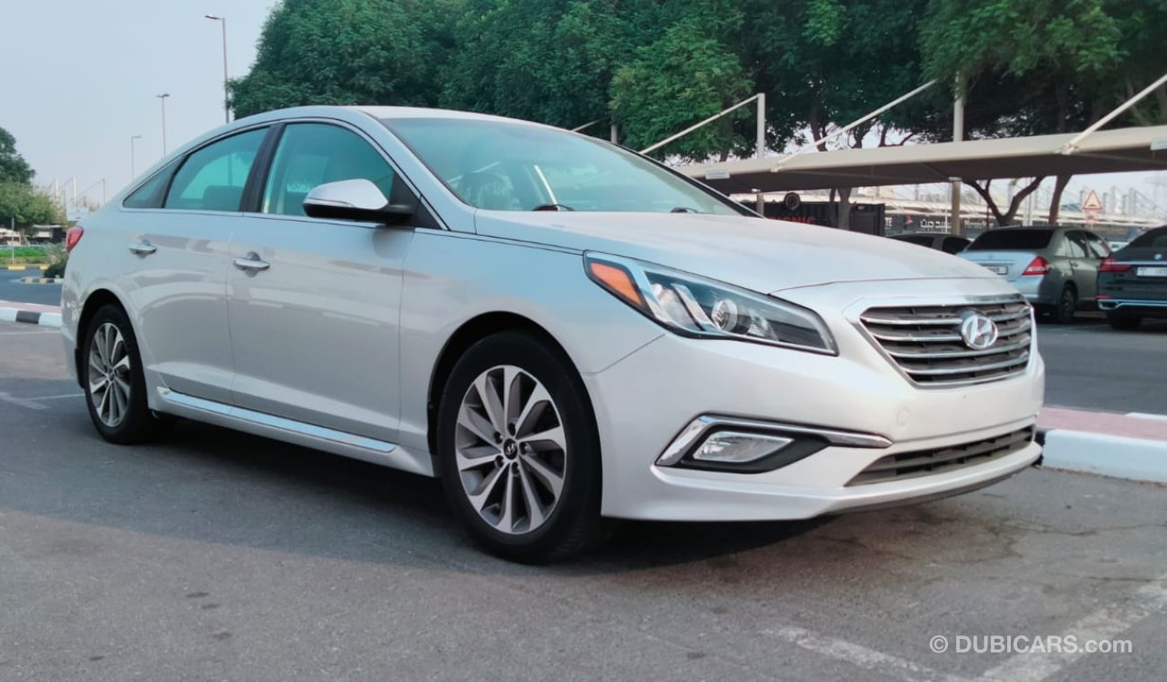 Hyundai Sonata V4 / 2.4L / Driver Power Seat /  Push start / Well Maintained