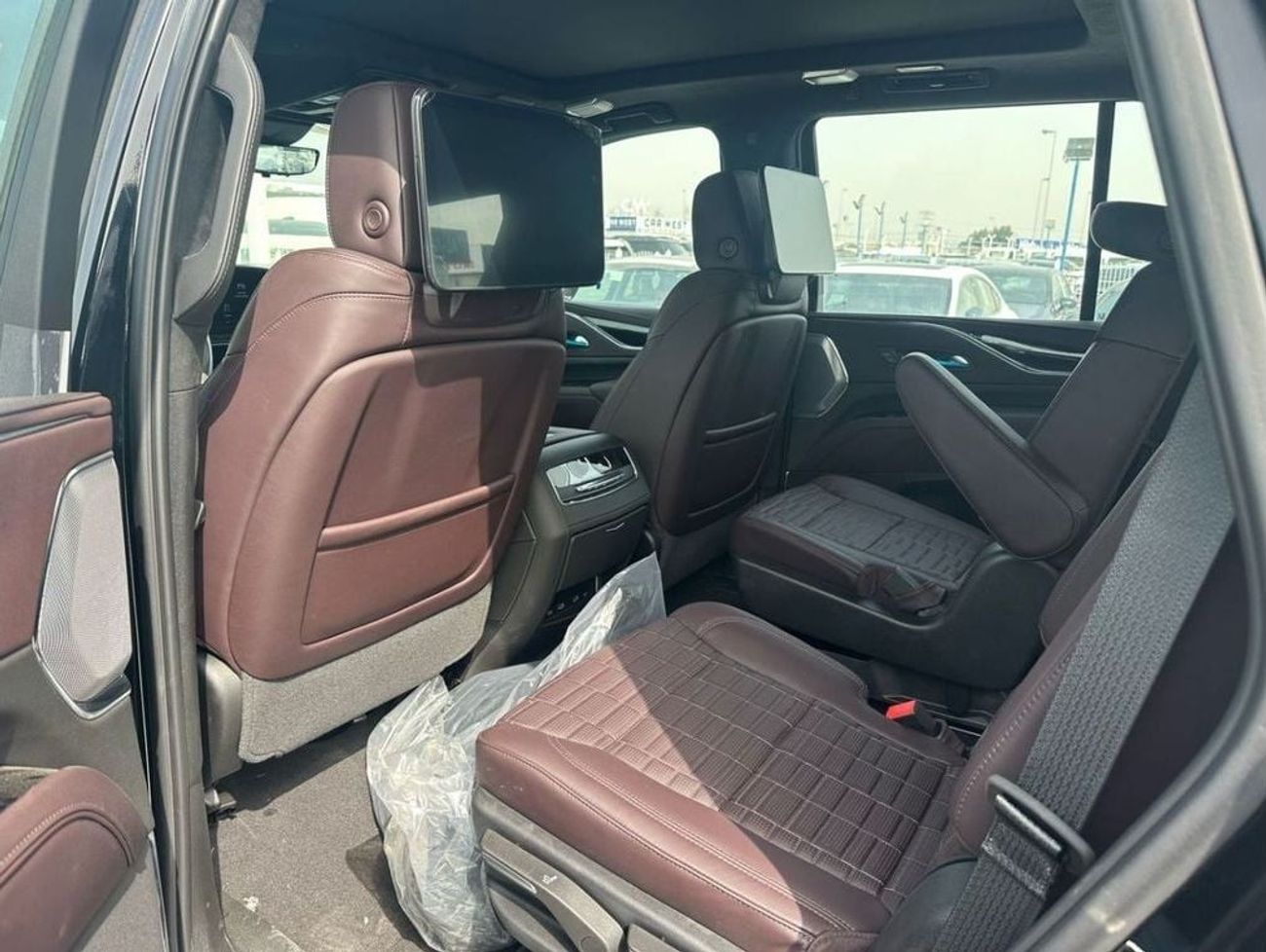 كاديلاك إسكالاد Sport Platinum 6.2L 4WD