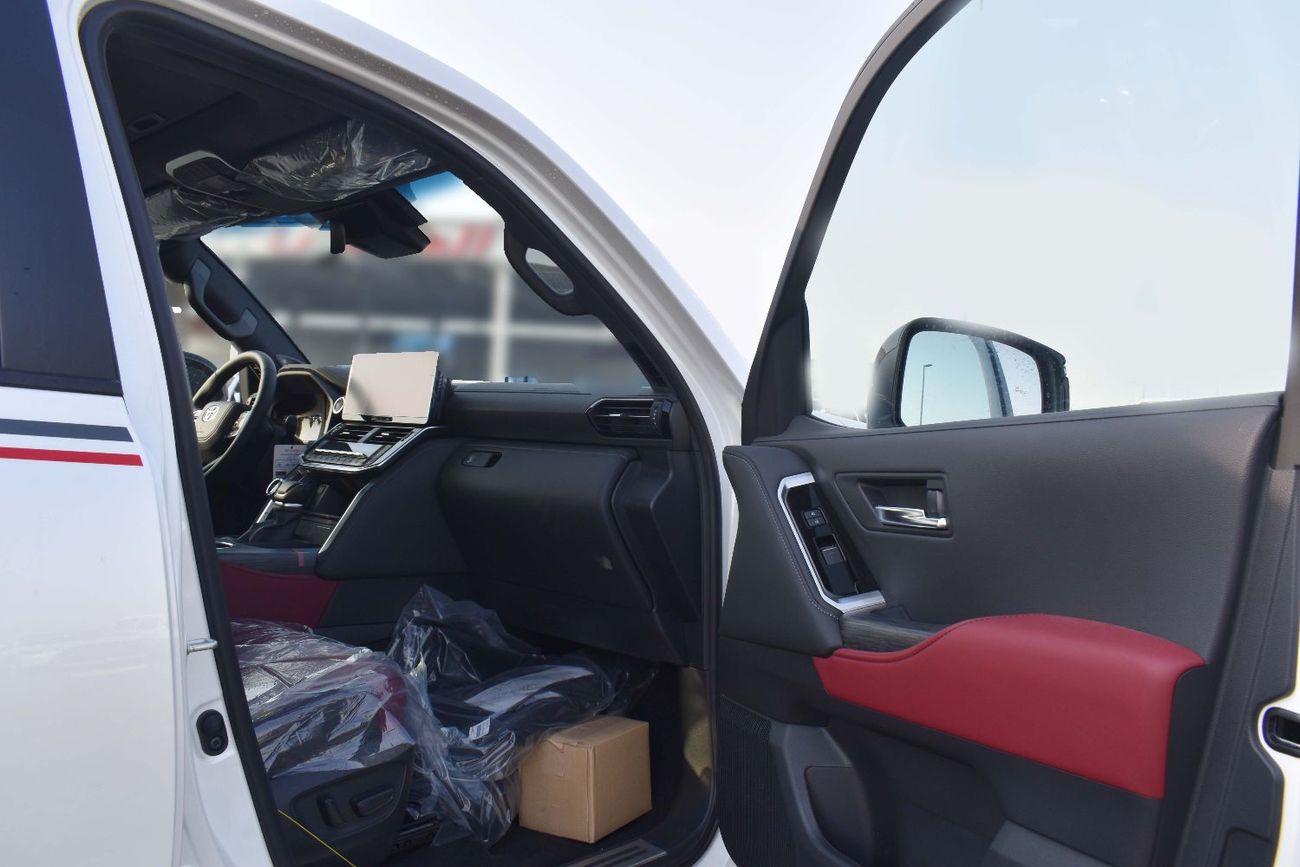 تويوتا لاند كروزر 3.5T GR-Sport Hybrid