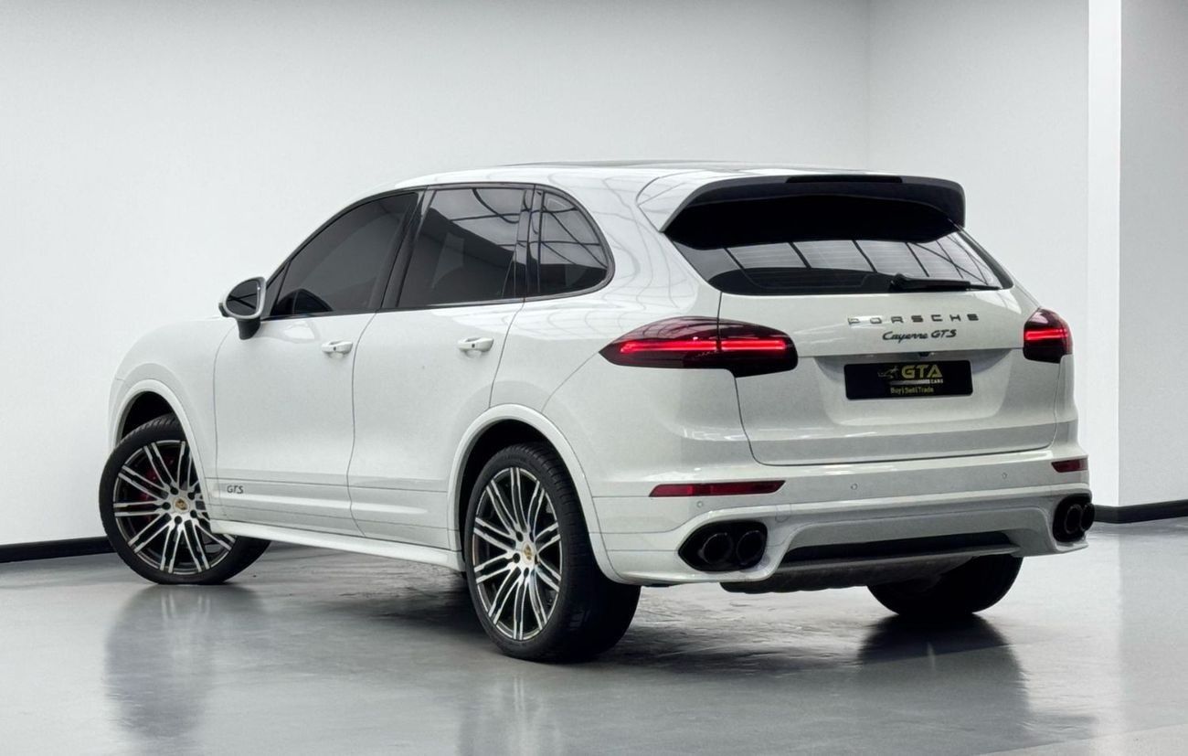 بورش كايان GTS 3.6L 2017 Porsche Cayenne GTS, Excellent Condition, Full Agency Service History, GCC