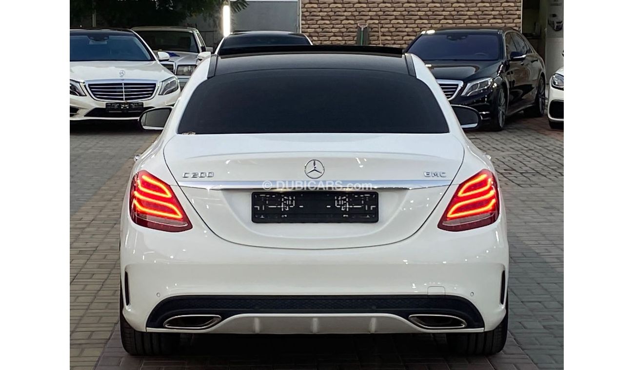 مرسيدس بنز C 200 اليجانس
