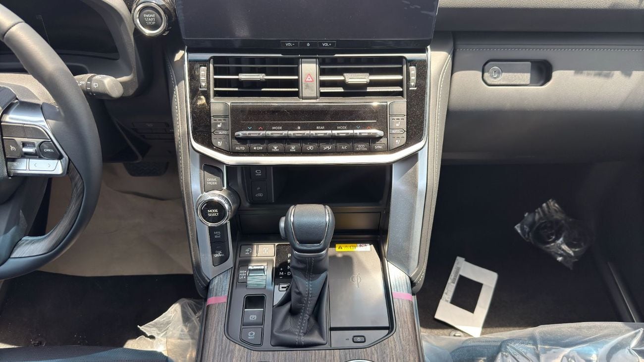 Toyota Land Cruiser LC300 VX 3.5L Petrol 2025YM