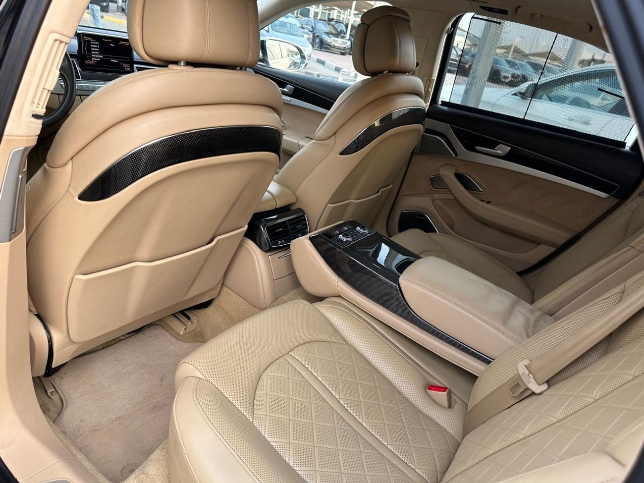 أودي S8 TFSI quattro