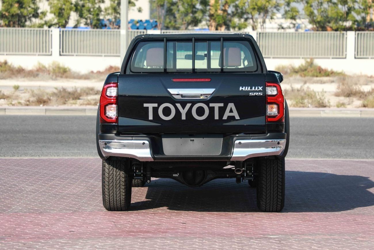 Toyota Hilux 2025 TOYOTA HILUX SR5 4.0 - ATTITUDE BLACK inside RED | Export Only