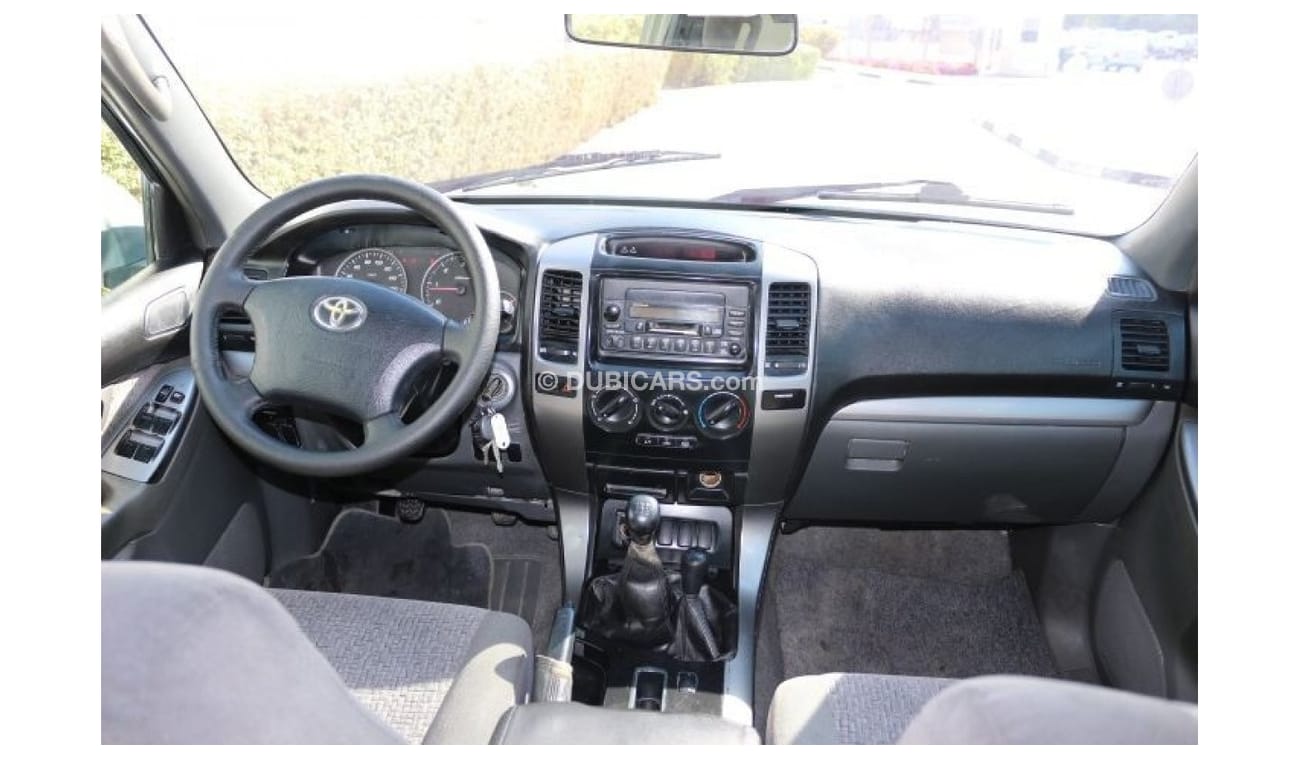 Toyota Prado TOYOTA PRADO DIESEL 2005 MANUAL GEAR GULF SPACE