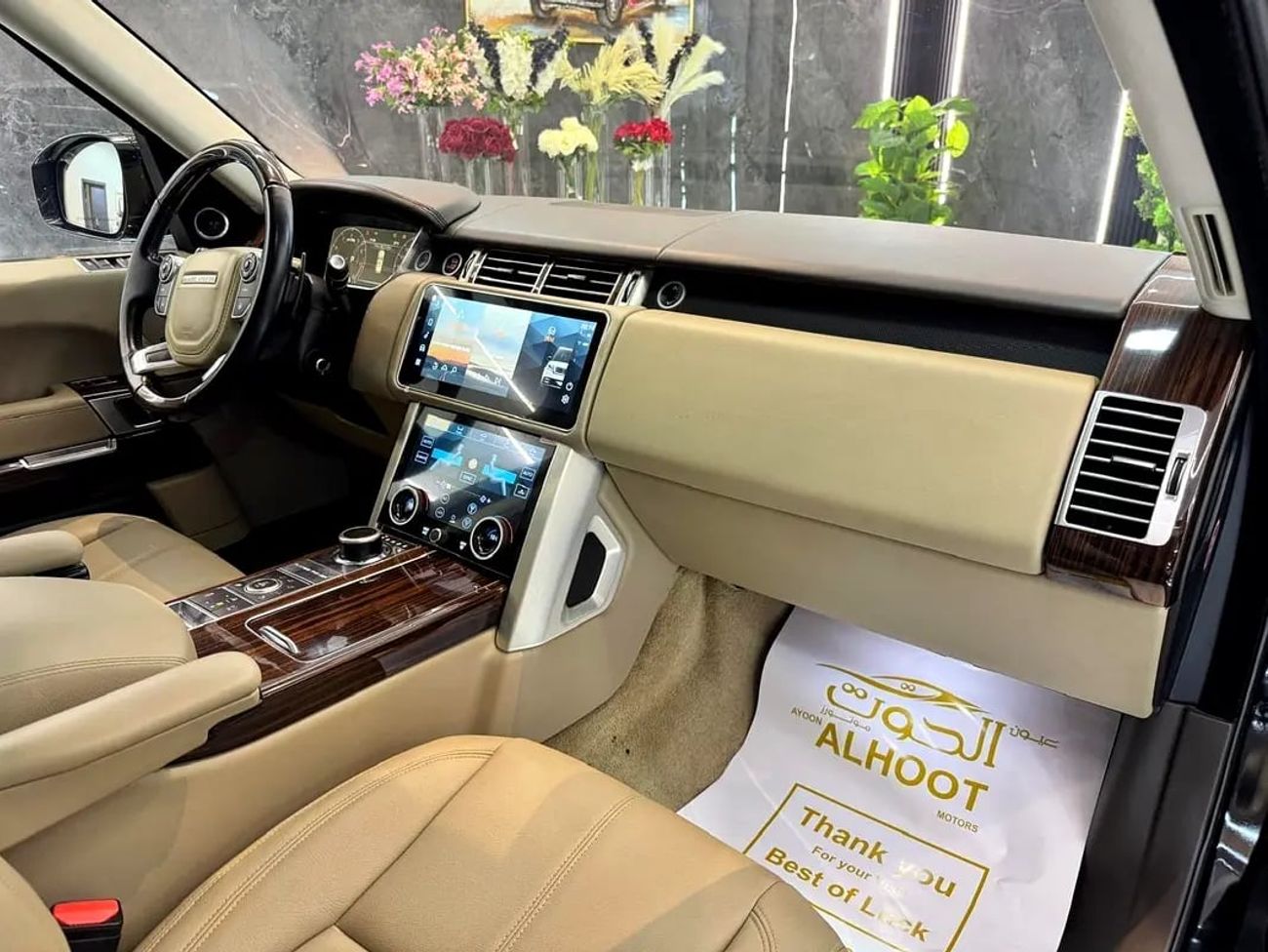 لاند روفر رينج روفر Autobiography SV 5.0L SV KIT SUPERCHARGED RR VOGUE || V8 || GCC I| FULLY LOADED || FACELIFT TO SHAPE