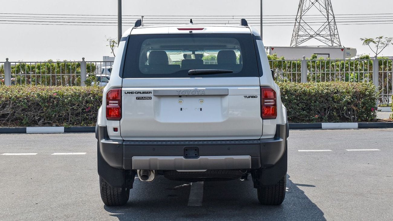 تويوتا برادو ECTAGR032 - 2025 Toyota Prado - 2.4L Petrol Auto - Mid - White with Black Interior