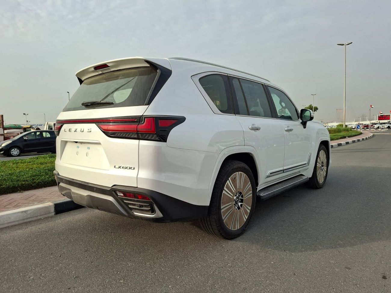 Lexus LX 600 LEXUS LX600 SIGNATURE 2026 SAUDI SPECS