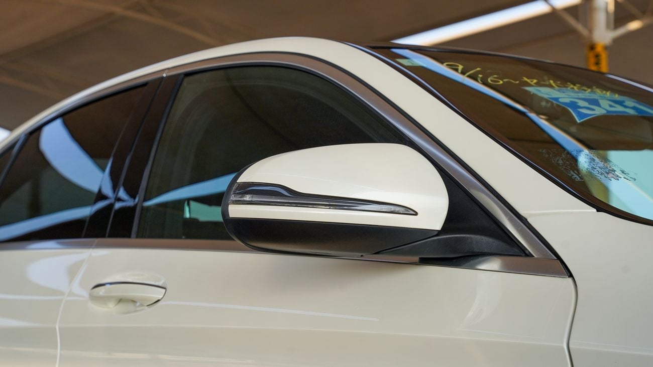 Mercedes-Benz C 63 AMG