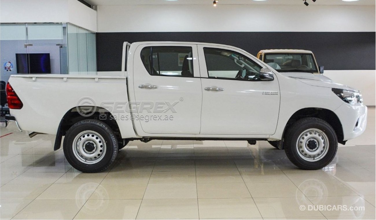 Toyota Hilux DC 2.4L 4x4 M/T WITH MANUAL WINDOWS FOR EXPORT ONLY