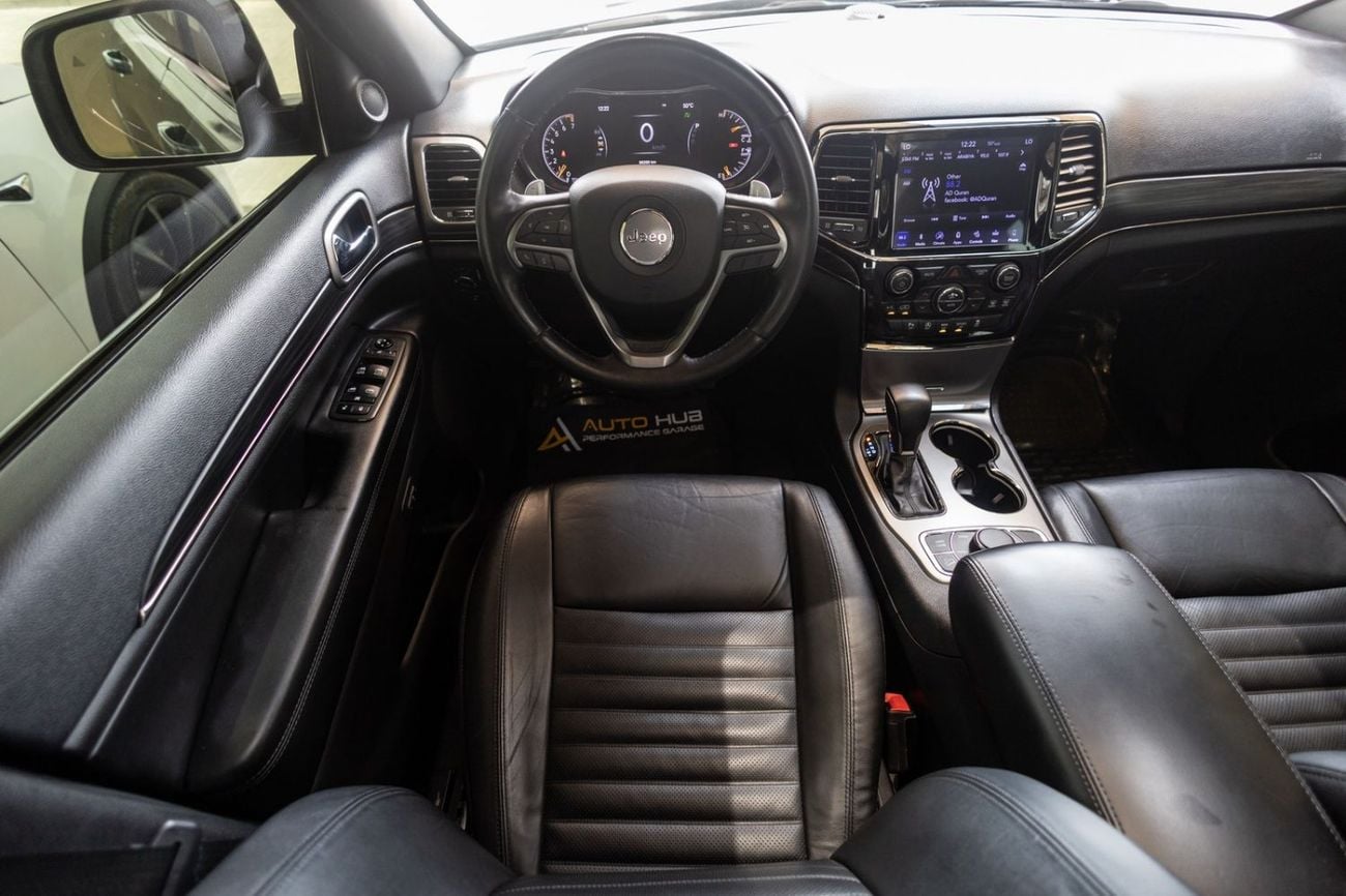 Jeep Grand Cherokee Jeep Grand Cherokee 2019 GCC specs for 1,406.00 AED monthly